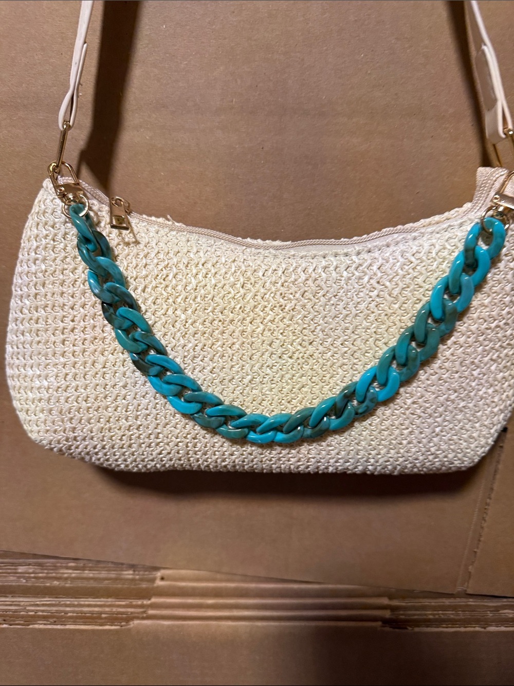 Turquoise Chain Accent